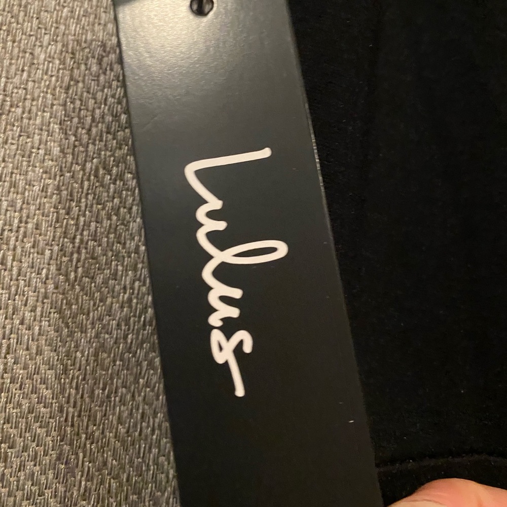 Dress - Picture 3 of 3